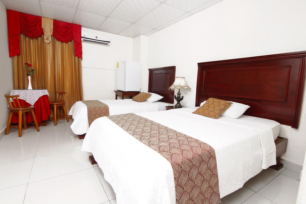 Hotel Flor De Liz Guayaquil Exterior photo